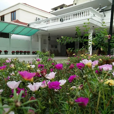 Suphan Gurney Homestay